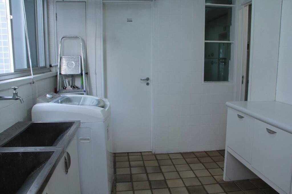 Apartamento Belo De Cobertura De Frente O Mar Maceió